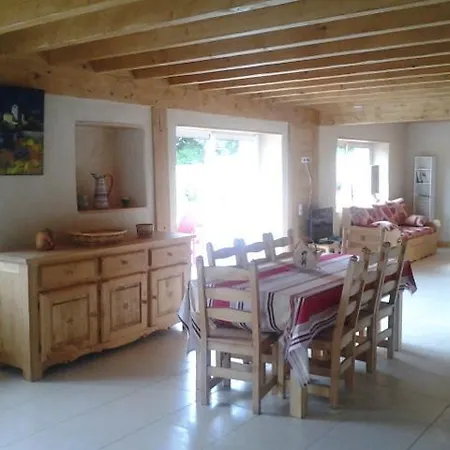 Prázdninový dům Au Nid D'hirondelles Saint-Andre-de-Chalencon